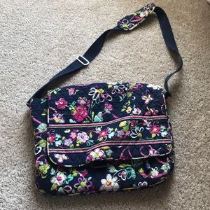 Vera Bradley messenger bag